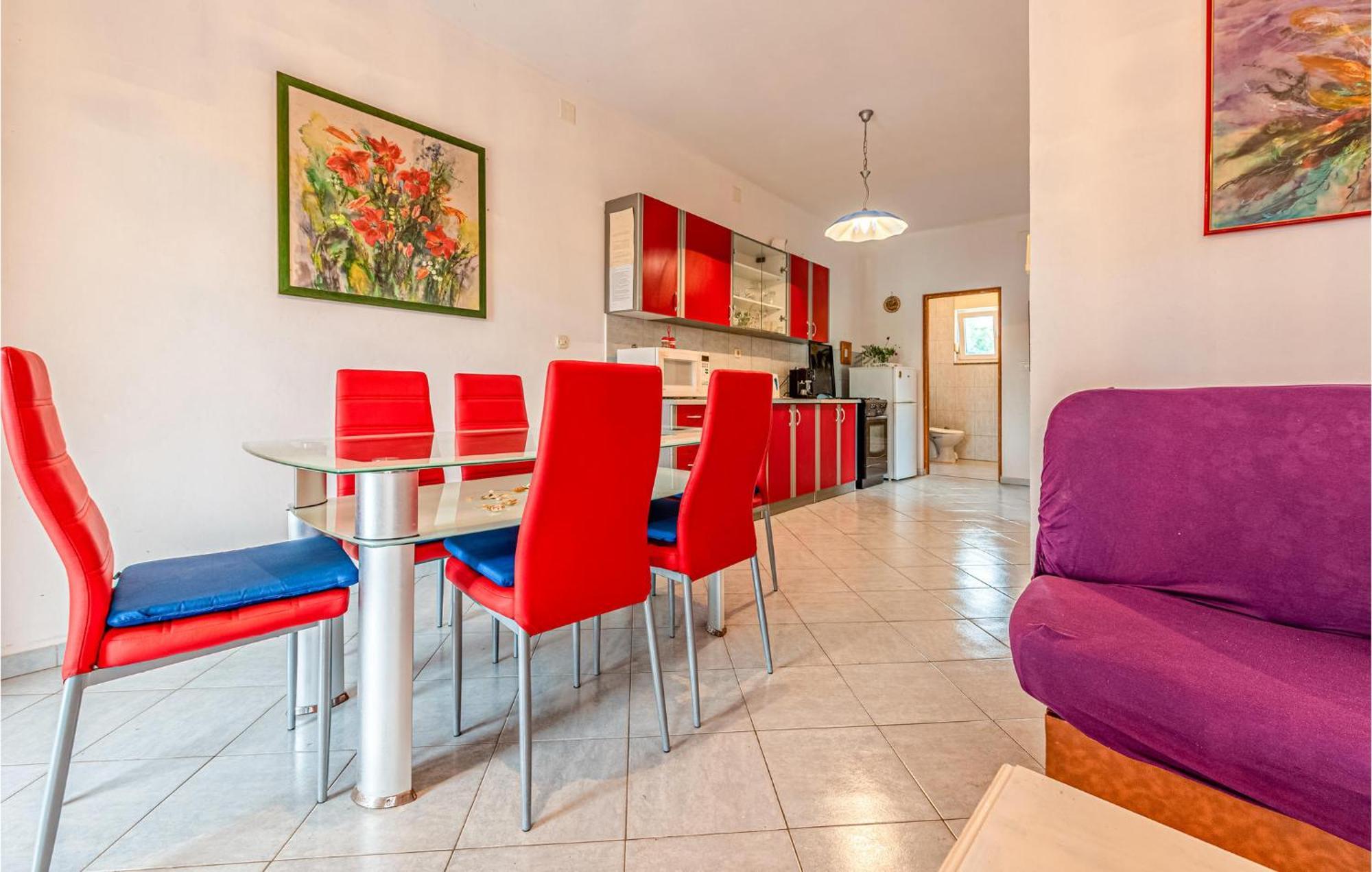 Cozy Apartment In Vir With Kitchen Bagian luar foto